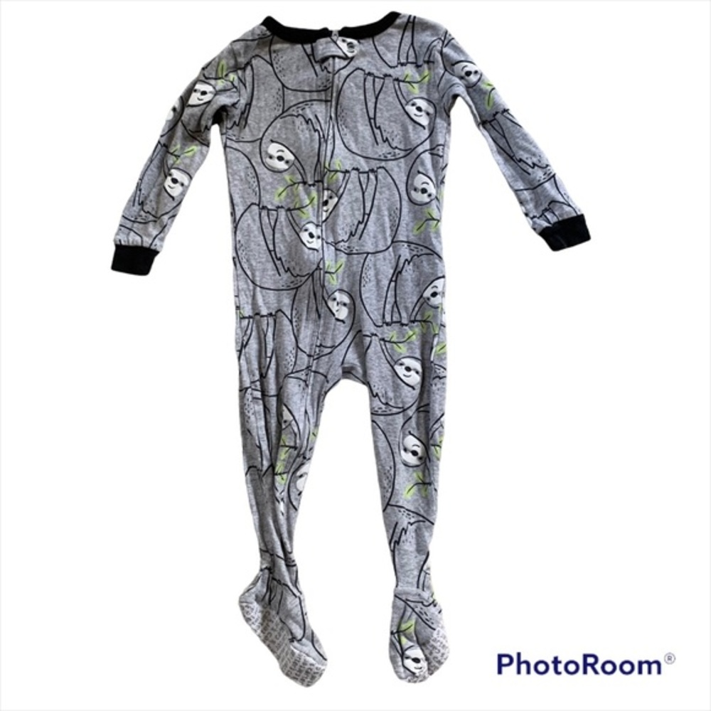 3/$10 Carter’s sloth footie pajamas